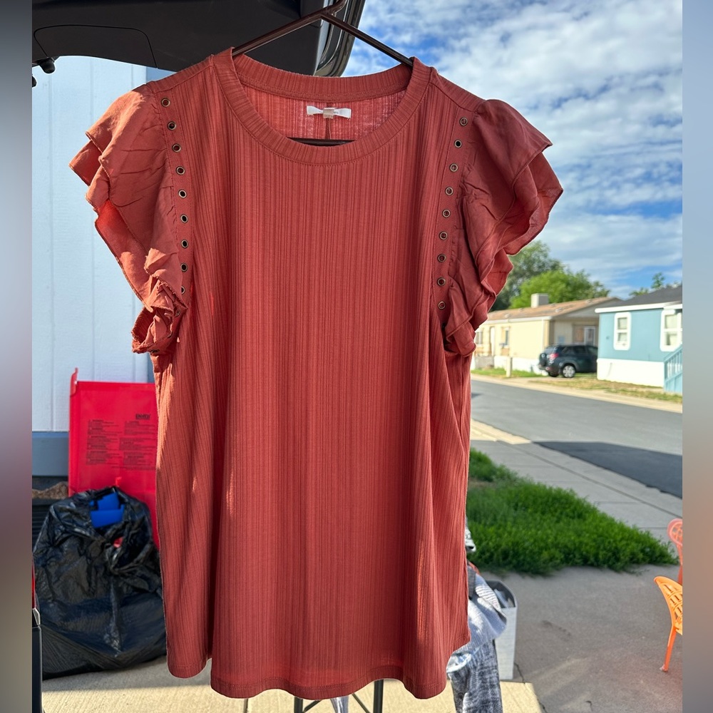 New w/tags Maurice’s burnt orange top!